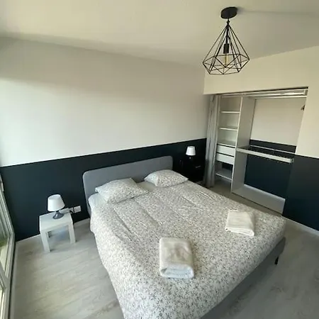 Splendide 70m2 Balcon + Parking Daire *